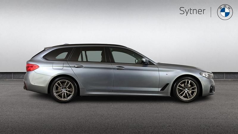 Used BMW 520 M Sport 187 HP (137 kW) 2017 Blue Estate