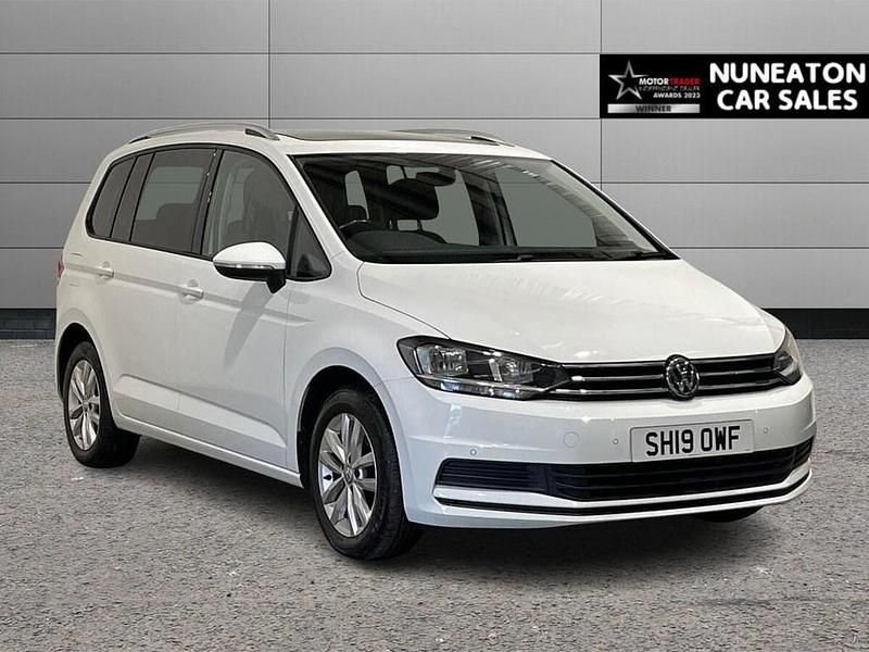 White Used 2019 VW Touran Family MPV | £15,150 (Good price) - Image 1/4
