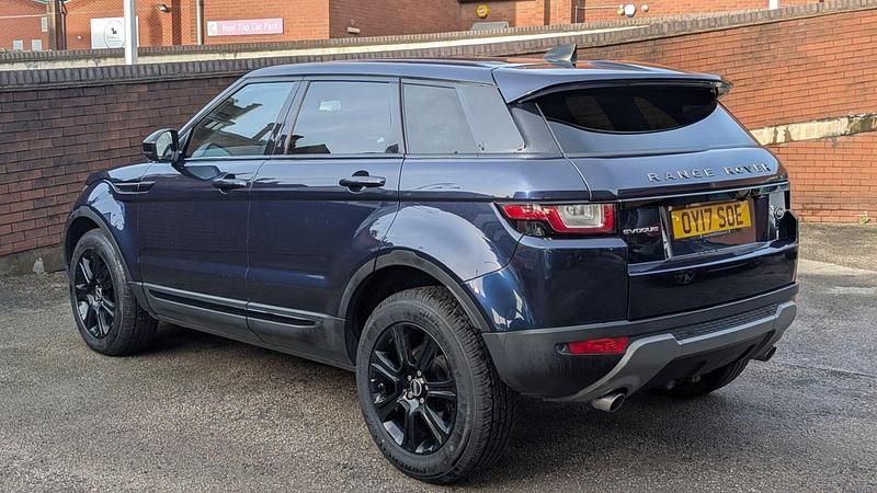 Used Land Rover Range Rover evoque SE 2017 Blue Estate