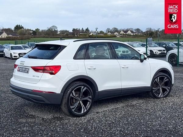 Used Audi Q3 Design 150 HP (110 kW) 2022 White SUV