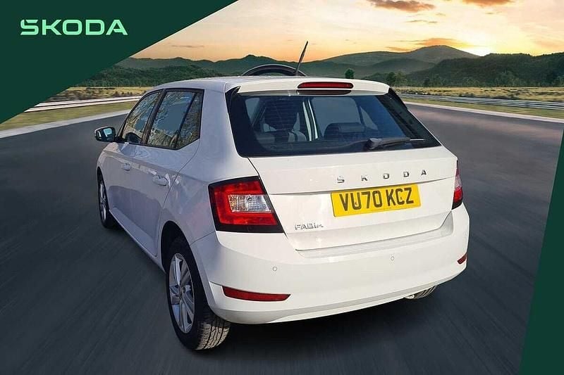 Used Skoda Fabia SE 58 HP (42 kW) 2020 White Hatchback