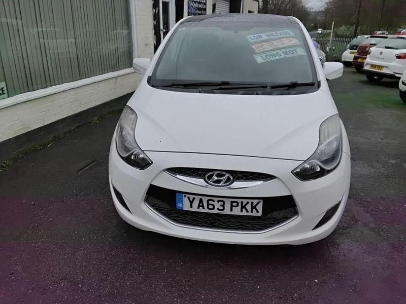 Used Hyundai ix20 Style 2014 White Hatchback
