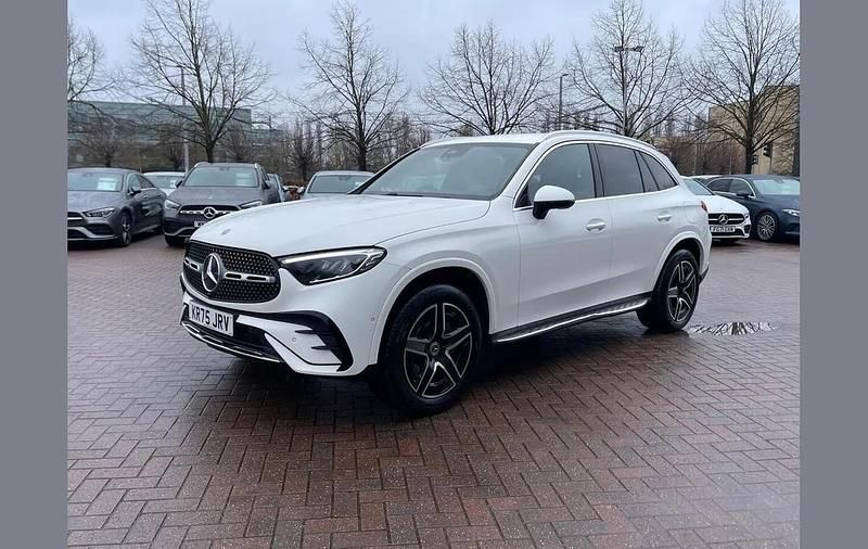 Used Mercedes GLC300e AMG line 308 HP (226 kW) 2025 White SUV