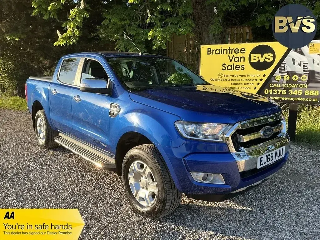 Begagnad Ford Ranger Limited 2019 Blå Pickup