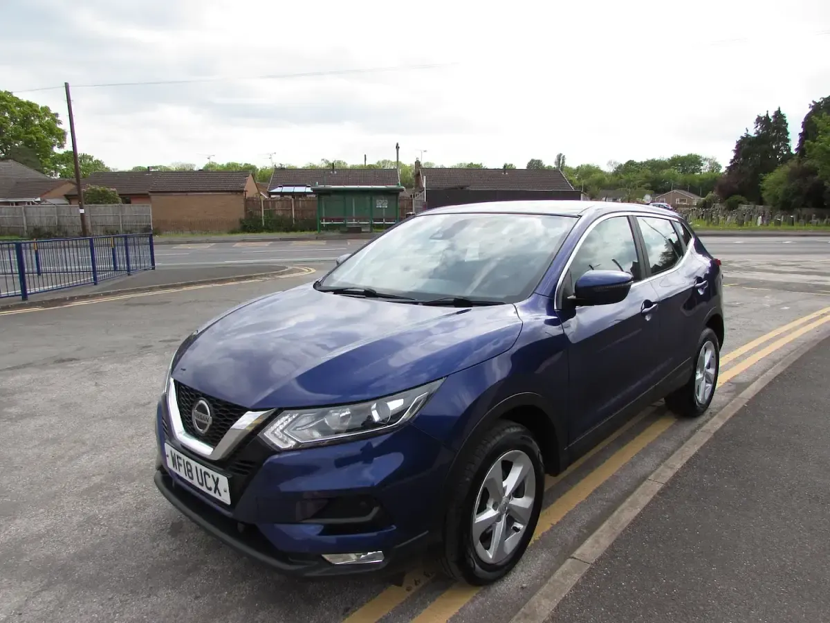 Used Nissan Qashqai Acenta 2018 Blue SUV