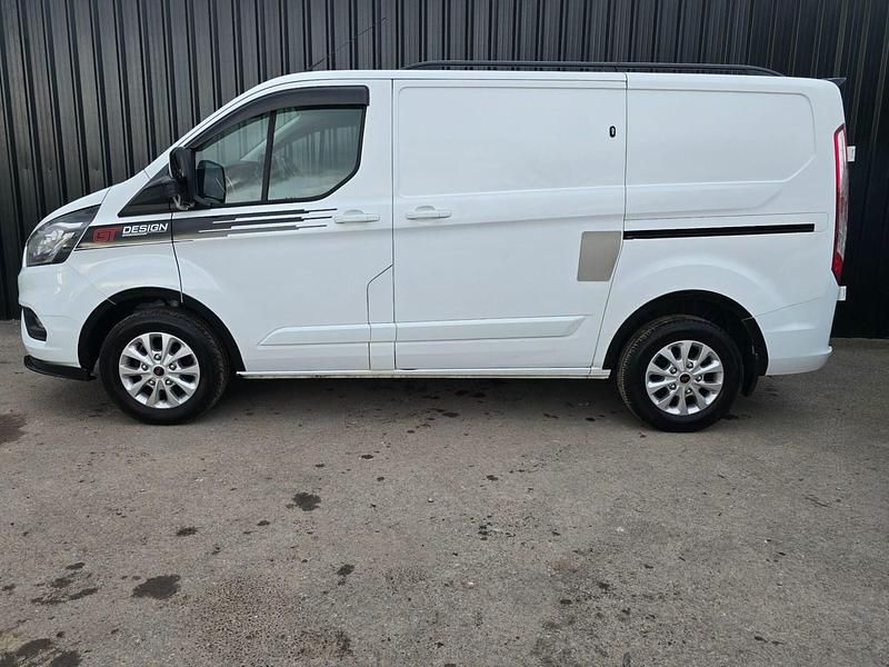 Used Ford Transit Custom Limited 130 HP (95 kW) 2019 White Van