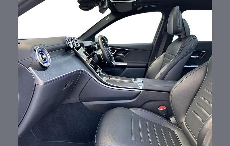 Used Mercedes GLC300 AMG Line Premium 265 HP (194 kW) 2024 Silver SUV