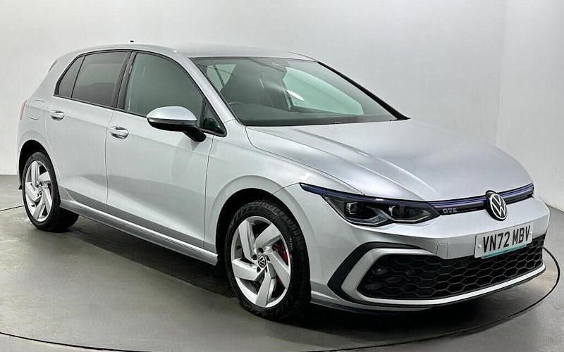 Second-hand VW Golf VIII GTE 245 CP (180 kW) 2024 Hatchback