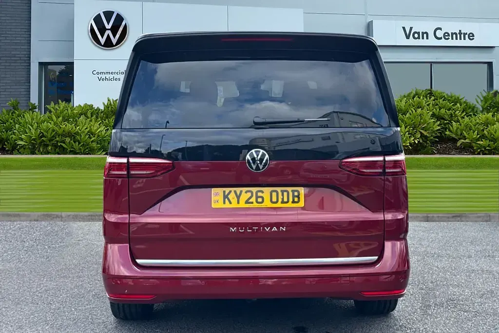 New VW Multivan Style 150 HP (110 kW) 2026 Multicolour MPV