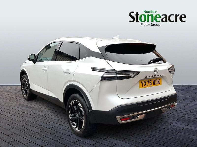 New Nissan Qashqai N-Connecta 155 HP (114 kW) 2026 White SUV