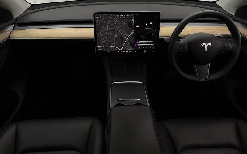 Used Tesla Model Y Long Range AWD 378 kW (514 HP) 2022 Black SUV