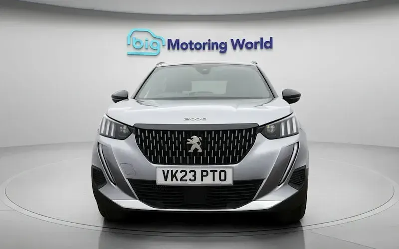 Used Peugeot 2008 GT 131 HP (96 kW) 2023 Grey SUV