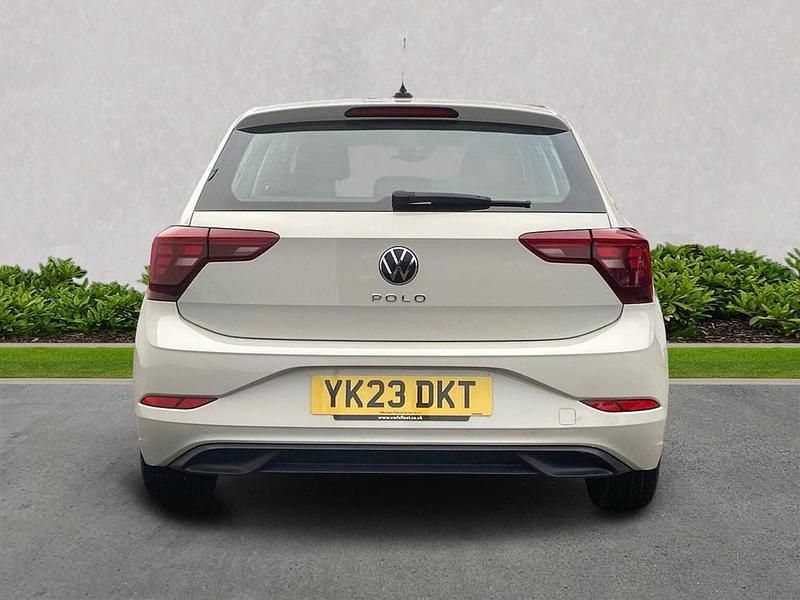 Used VW Polo Life 80 HP (58 kW) 2023 Grey Hatchback