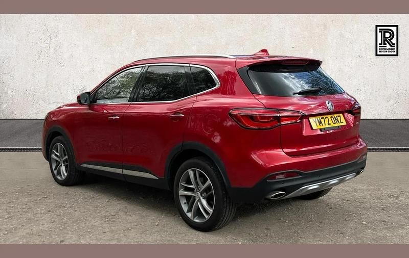 Used MG HS Exclusive 162 HP (119 kW) 2023 Red SUV
