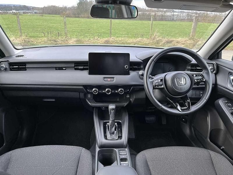 Used Honda HR-V Elegance 131 HP (96 kW) 2025 Grey SUV