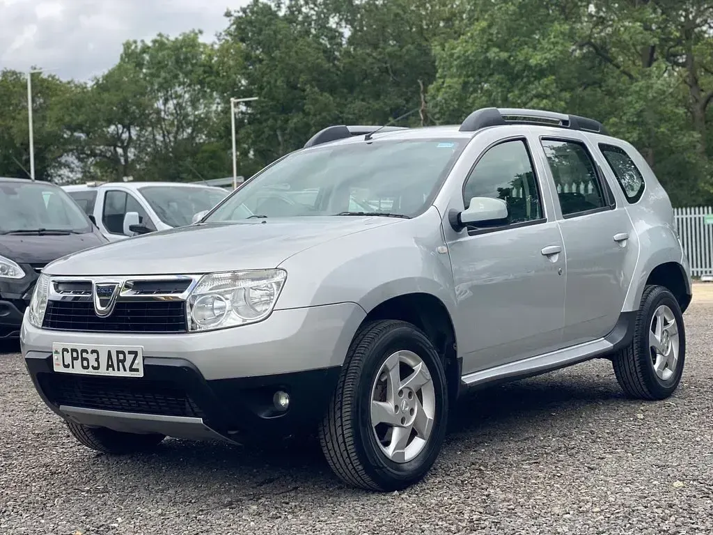 Used Dacia Duster Lauréate 2014 Silver SUV