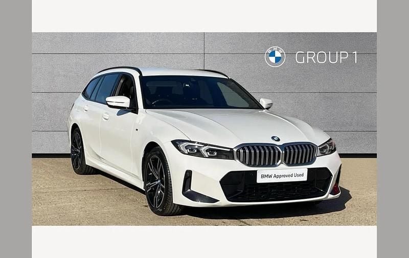 Used BMW 330e M Sport 288 HP (211 kW) 2023 White Estate