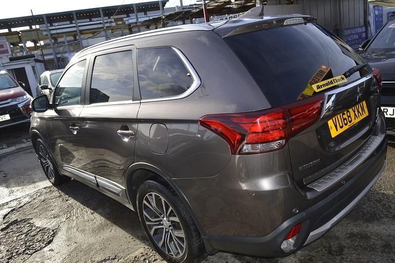 Used Mitsubishi Outlander 2018 Brown SUV