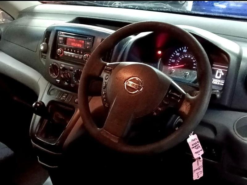 Used Nissan NV200 Acenta 2014 Blue MPV