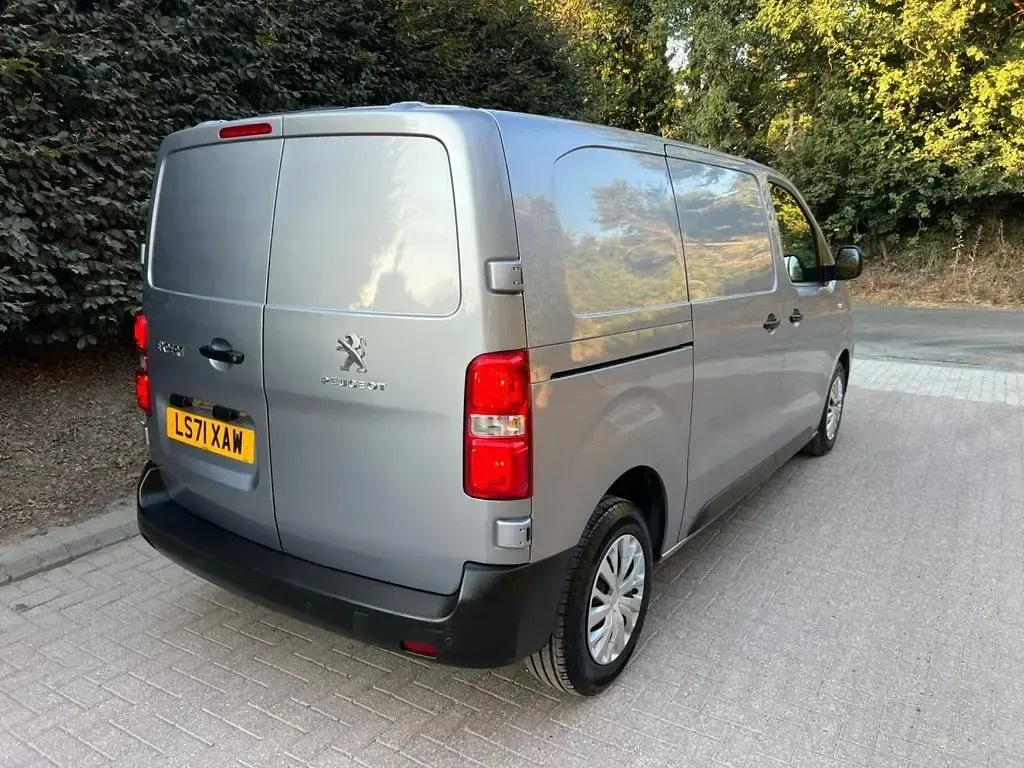 Used Peugeot Expert 2021 Grey Van