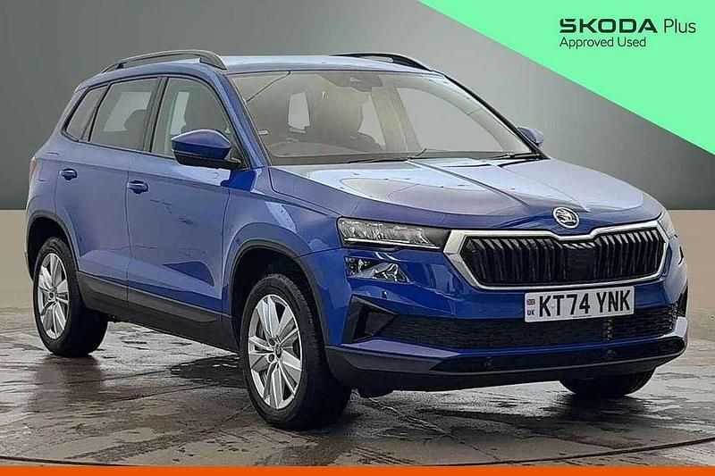 Energy blue Used 2025 Skoda Karoq SE Drive SUV | £23,249 (Good price) - Image 1/4