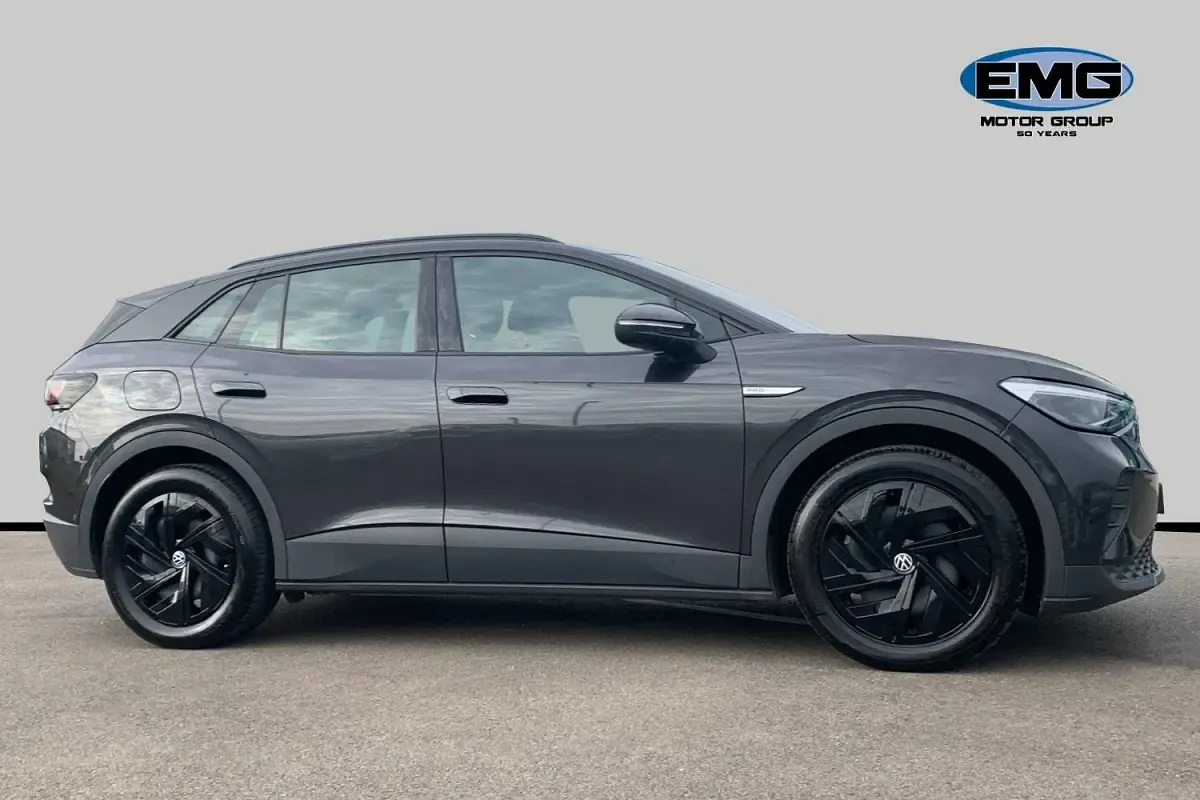Begagnad VW ID.4 Pro Performance 150 kW (204 HK) 2023 Grå SUV