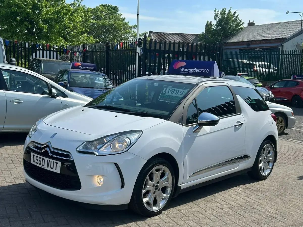 Used Citroën DS3 110 HP (80 kW) 2010 White Hatchback