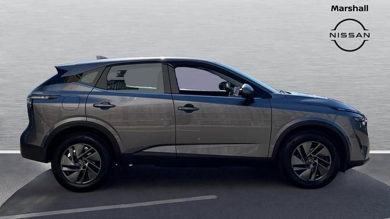Used Nissan Qashqai Acenta Premium 140 HP (102 kW) 2025 Grey SUV