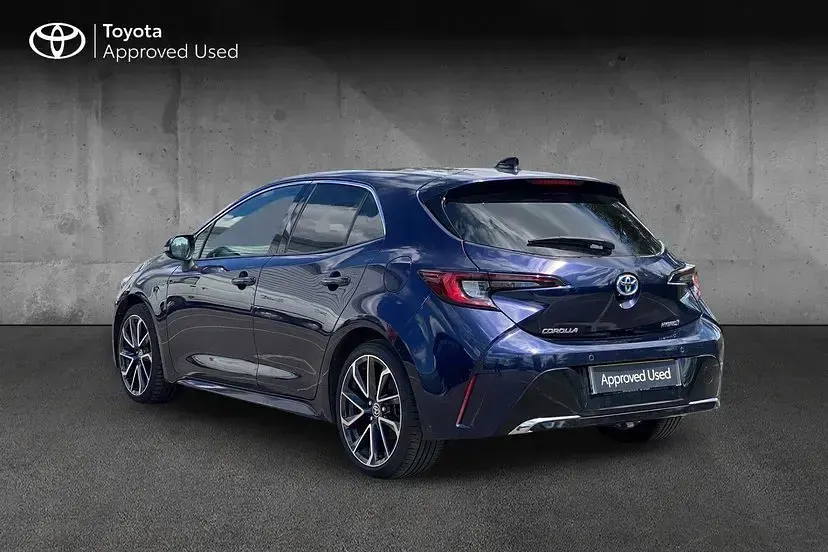 Used Toyota Corolla 193 HP (141 kW) 2023 Blue Hatchback