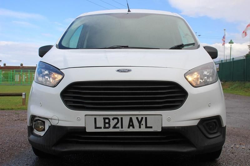 Used Ford Transit Trend 2021 White Van