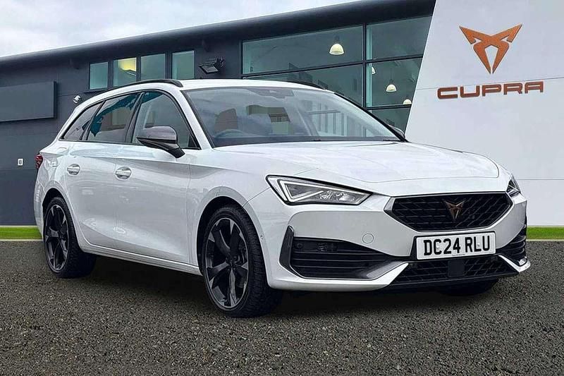 Glacial white Used 2023 Cupra Leon Estate | £20,150 (Fair price) - Image 1/4