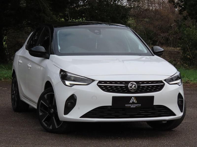 Used Vauxhall Corsa-e Elite 100 kW (136 HP) 2022 White Hatchback
