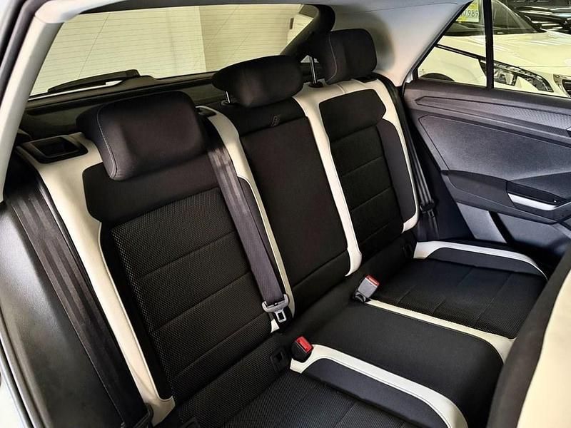 Used VW T-Roc SEL 150 HP (110 kW) 2021 Silver SUV