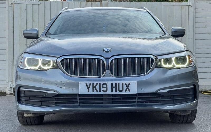 Used BMW 520 Comfort Edition 190 HP (139 kW) 2019 Blue Estate