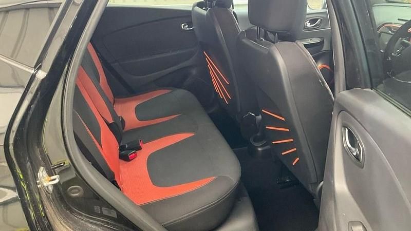 Second-hand Renault Captur Dynamique 90 CP (66 kW) 2013 Negru SUV