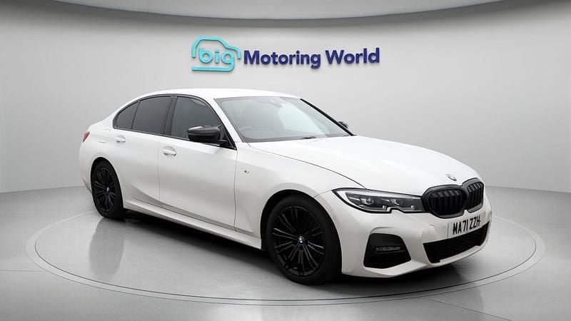 Used 2021 BMW 318 M Sport Sedan | £21,500 (Fair price) - Image 1/4
