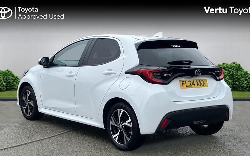 Used Toyota Yaris Hybrid Design 116 HP (85 kW) 2026 Hatchback