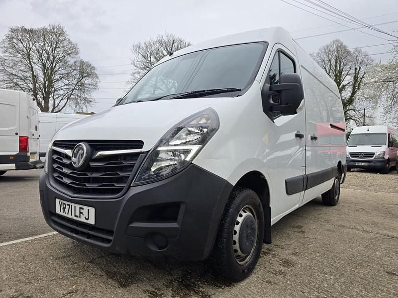 Second-hand Vauxhall Movano Edition 2021 Alb