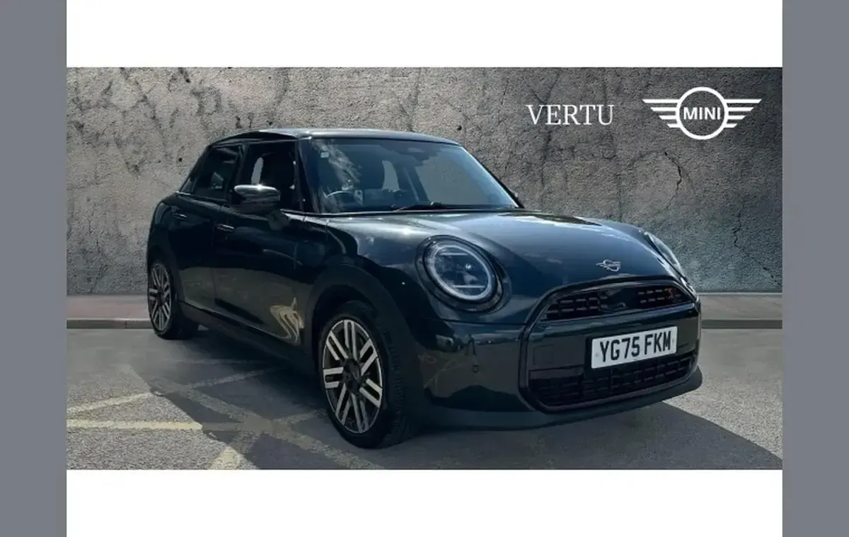 Used Mini Cooper Classic 150 kW (204 HP) 2025 Hatchback
