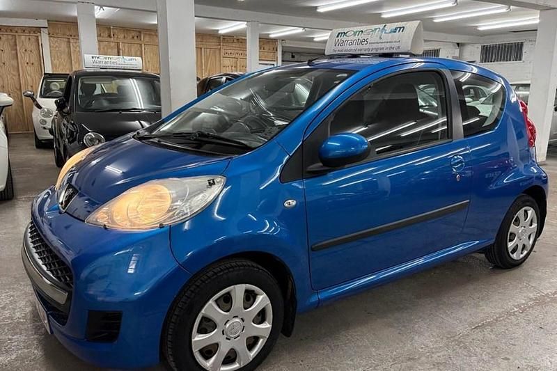 Blue Used 2009 Peugeot 107 Hatchback | £3,995 (Fair price) - Image 1/1