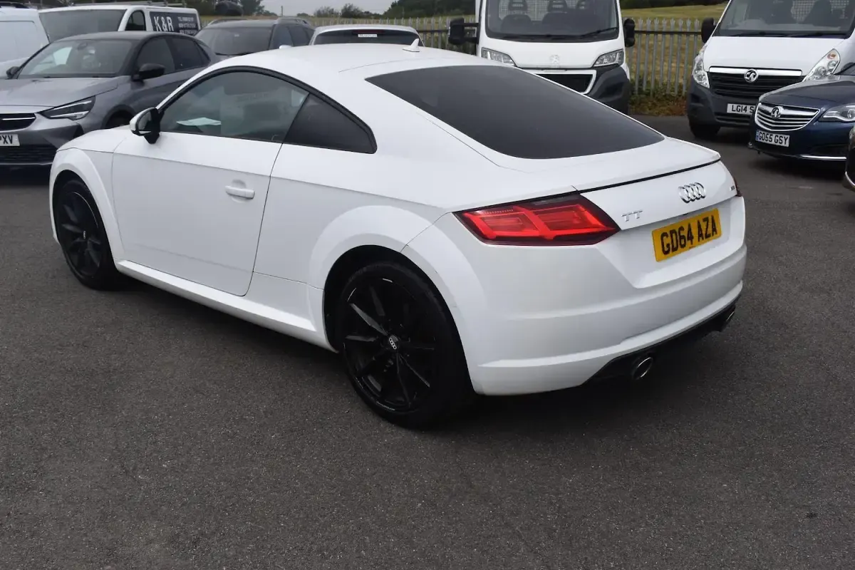 Used Audi TT Sport 184 HP (135 kW) 2015 White Coupe