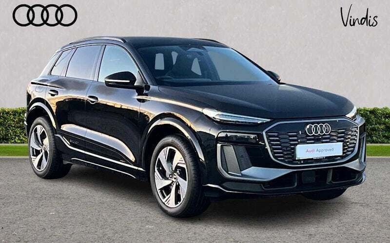 Used 2025 Audi Q6 e-tron S-Line SUV | £59,900 (Super price) - Image 1/4