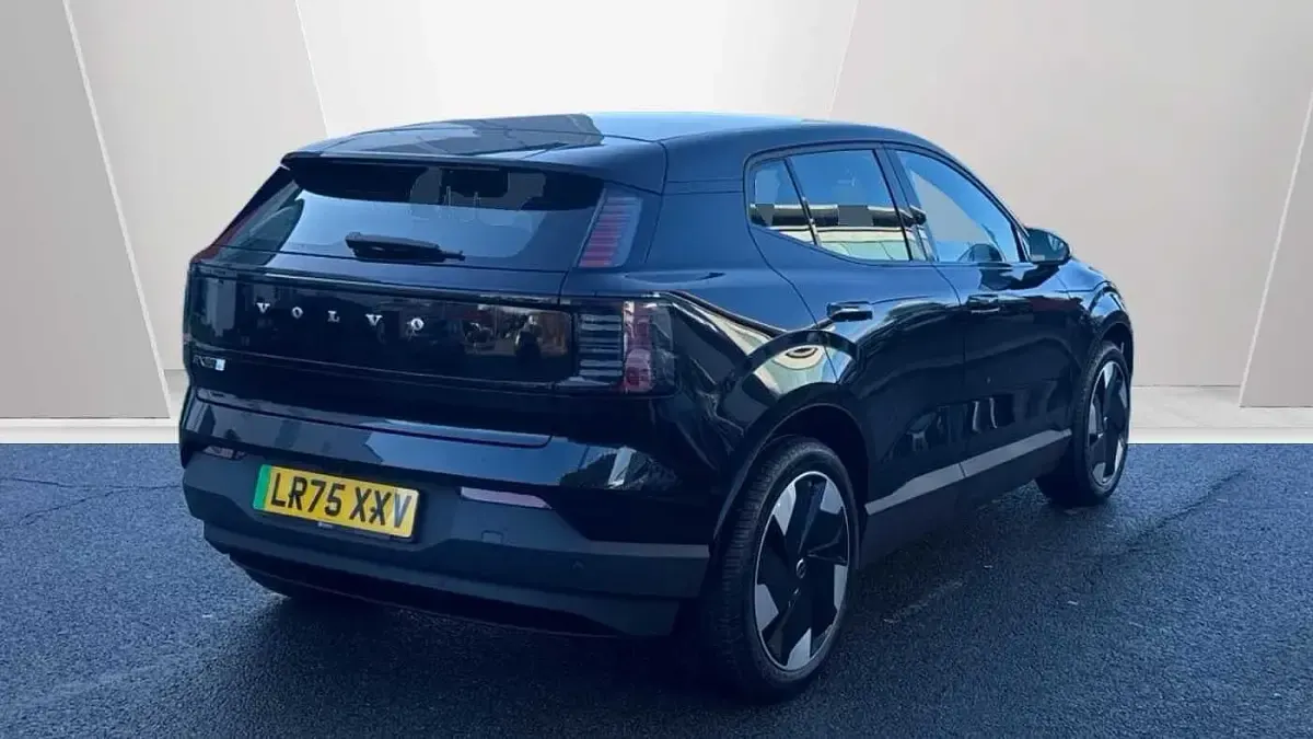 Nouă Volvo EX30 Performance 314 kW (428 CP) 2025 Negru SUV