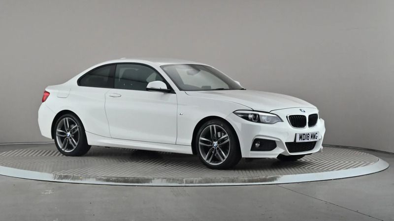 White Used 2018 BMW 220 M Sport Coupe | £15,498 (Fair price) - Image 1/4