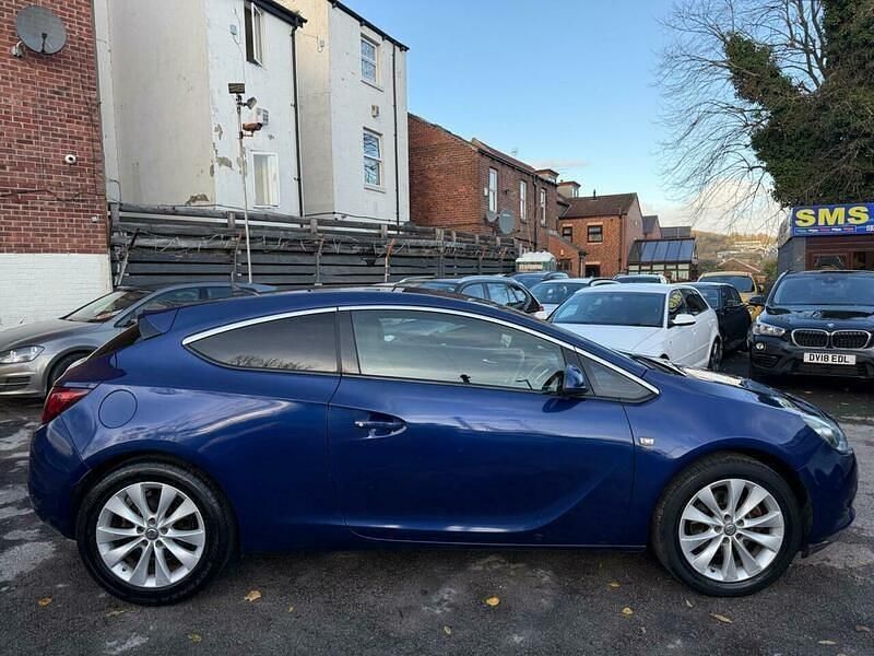 Used Vauxhall Astra GTC SRi 2015 Blue Hatchback