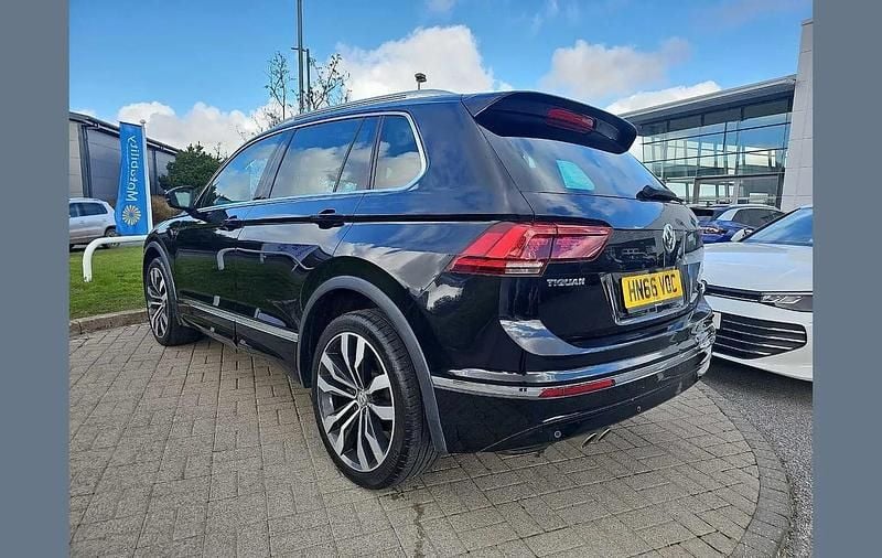 Used VW Tiguan R-line 147 HP (108 kW) 2016 Black SUV