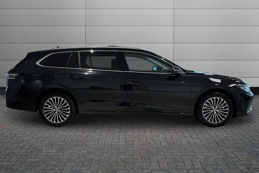 New VW Passat Elegance 200 HP (147 kW) 2026 Black Estate
