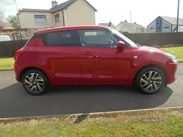 Used Suzuki Swift SZ-L 83 HP (61 kW) 2023 Red Hatchback