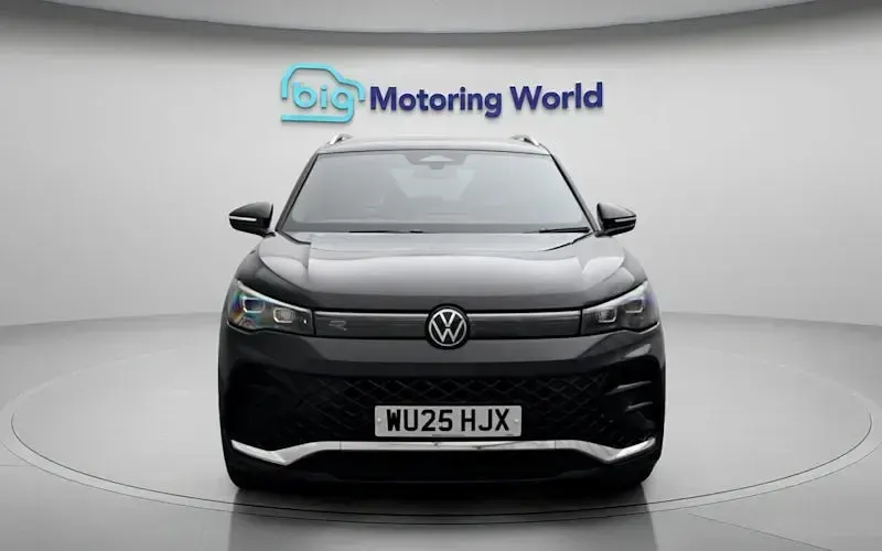 Used VW Tiguan R-line 204 HP (150 kW) 2025 Grey SUV