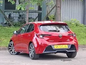 Used Toyota Corolla Sport 140 HP (102 kW) 2023 Red Hatchback